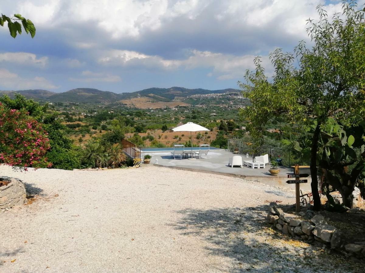 Poggio Del Gallo Chiaramonte Gulfi Eksteriør billede